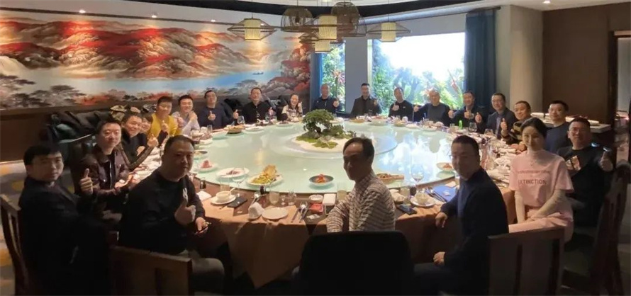 09 北京校友会.jpg